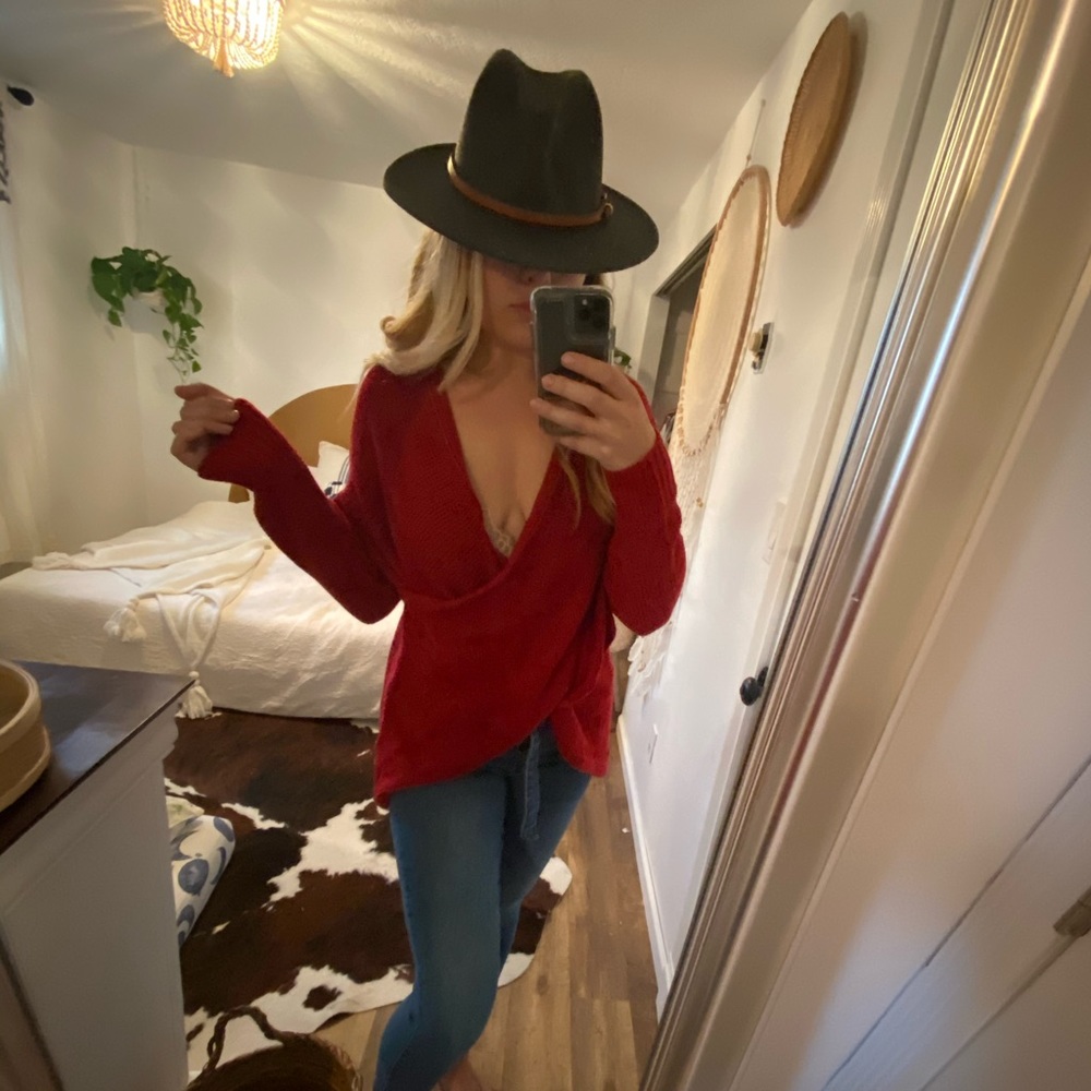 Red knit surplice sweater NANAMACS